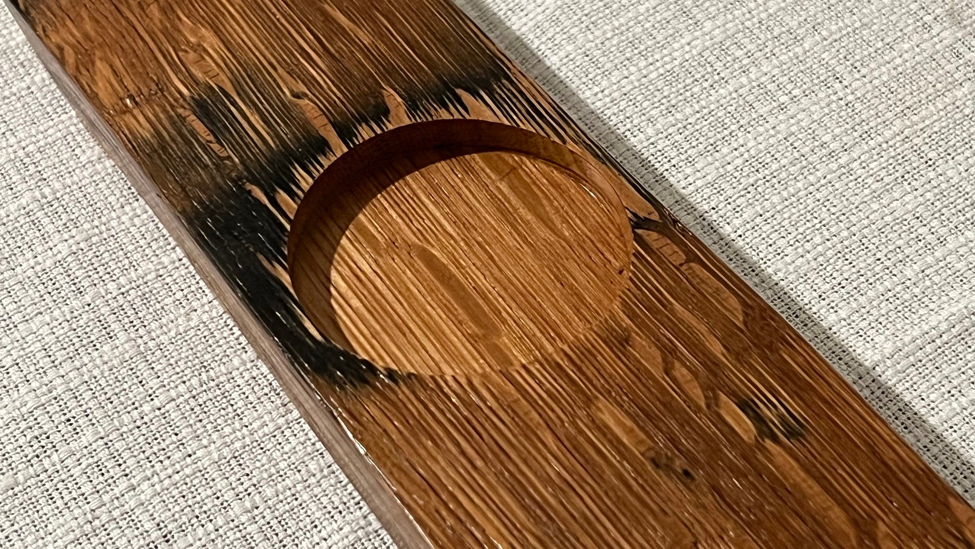 Tea light holder. up close detail